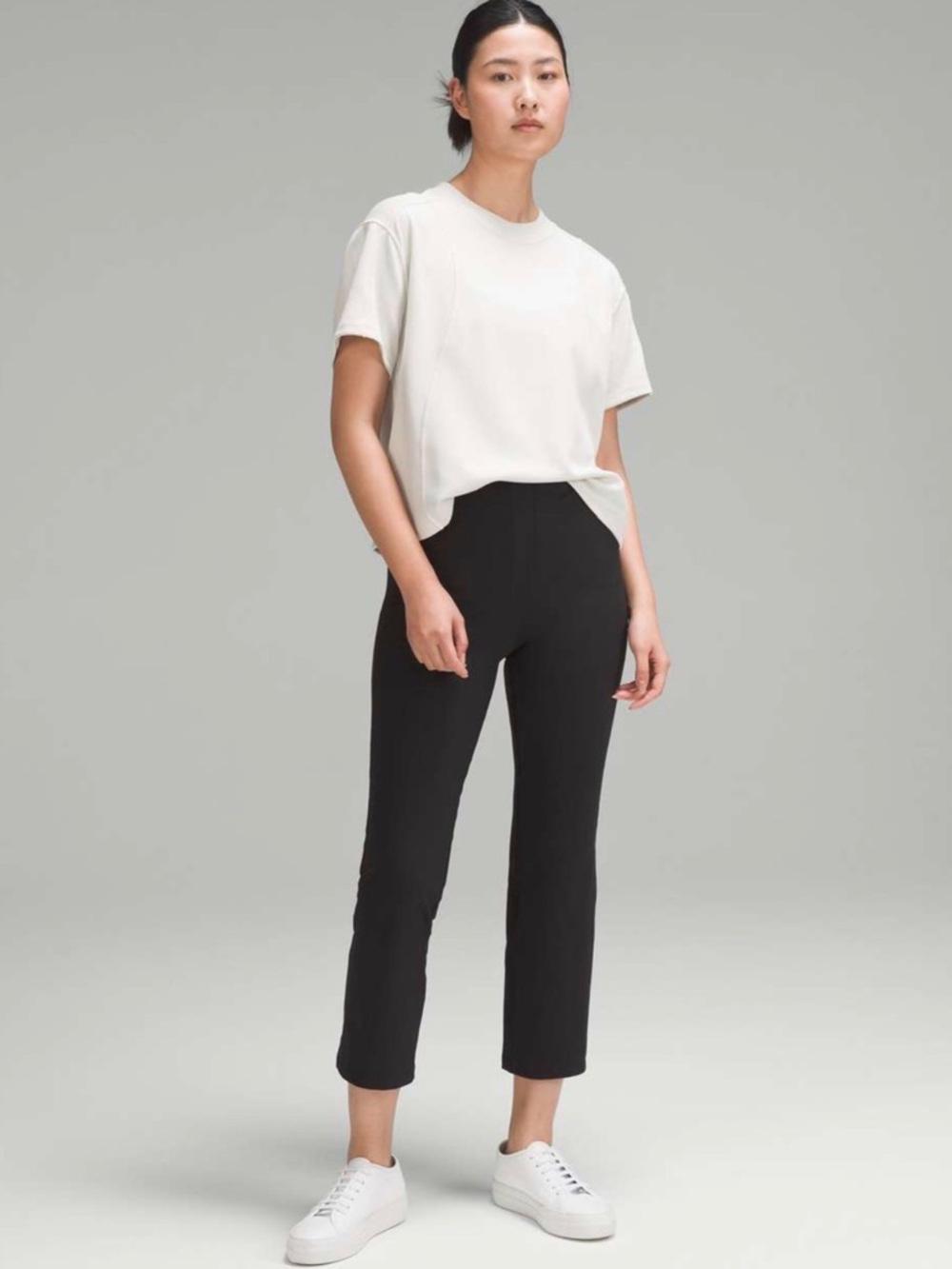 Lululemon Smooth Fit Pull-On High-Rise Cropped Pant Black Size 4